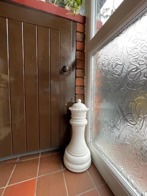 Spacious Bungalow In London, Near Central London, The Excel Centre And The O2, Ideal For Families 외부 사진