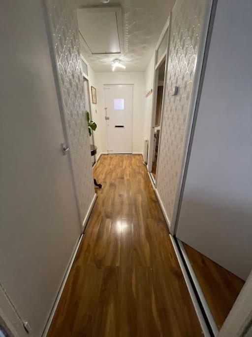 Spacious Bungalow In London, Near Central London, The Excel Centre And The O2, Ideal For Families 외부 사진